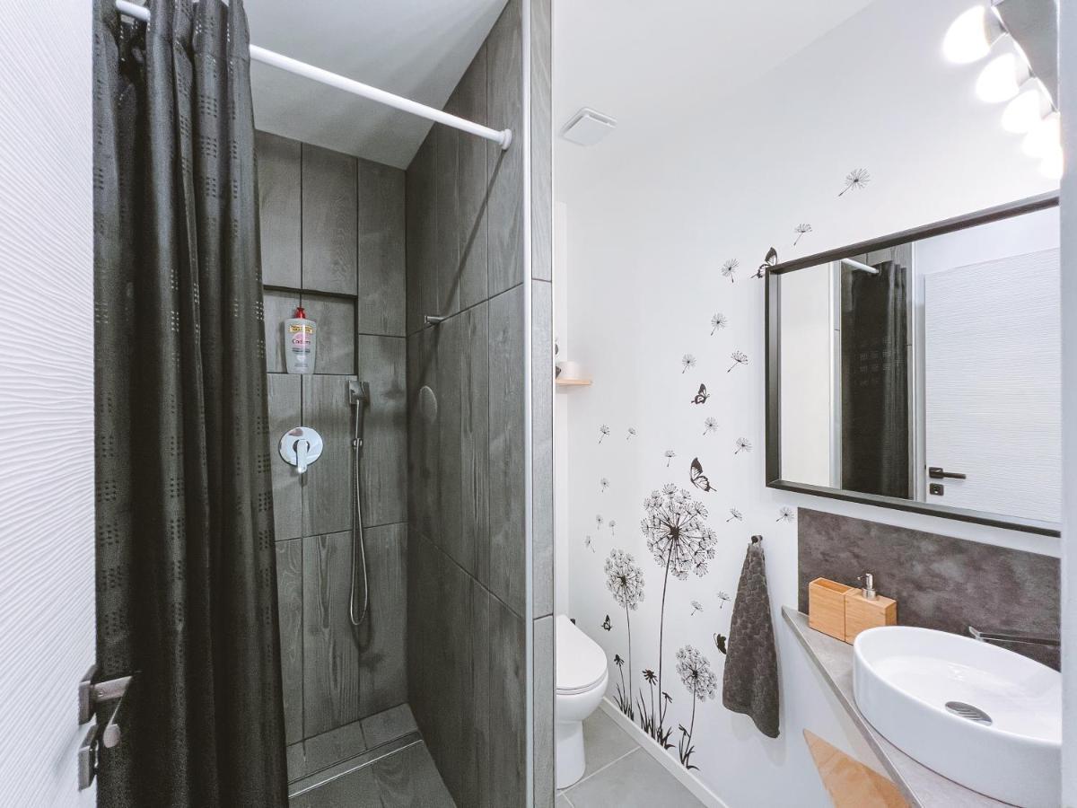 Sky - Gite Meuble & Confort Drome - Ecolodgite Laveyron Bagian luar foto