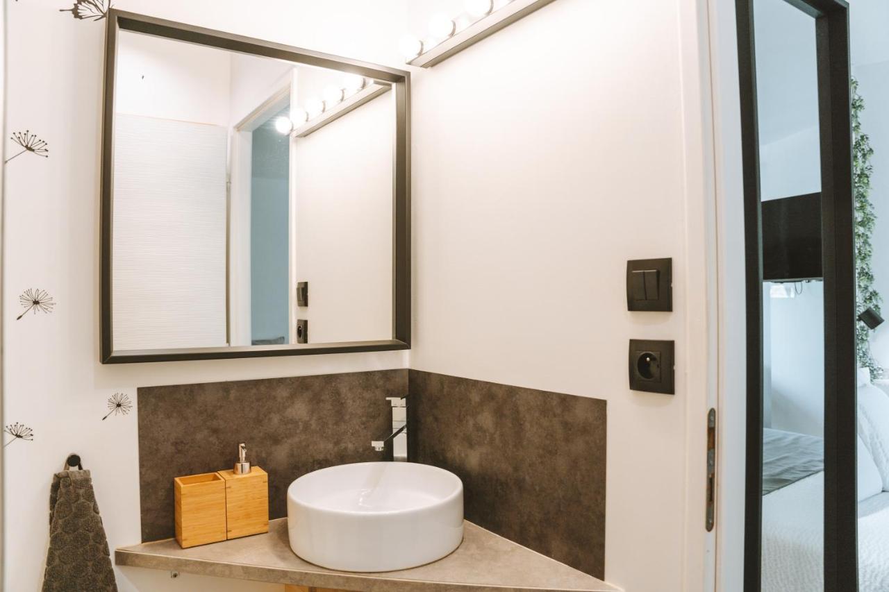 Sky - Gite Meuble & Confort Drome - Ecolodgite Laveyron Bagian luar foto